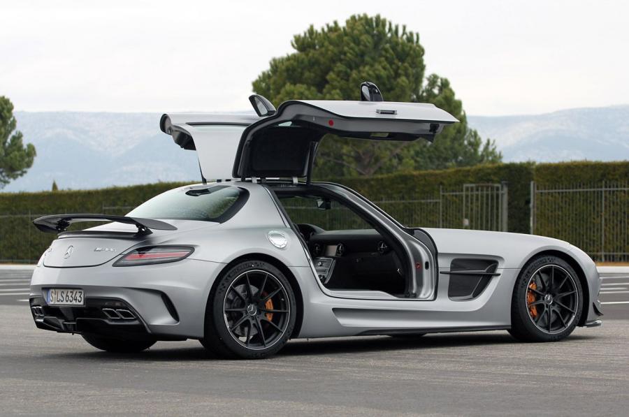  Mercedes-Benz SLS AMG Black Series 2014 года  (фото 14 из 84)